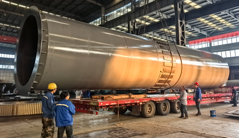 回轉(zhuǎn)窯裝車.jpg 回轉(zhuǎn)窯裝車.jpg